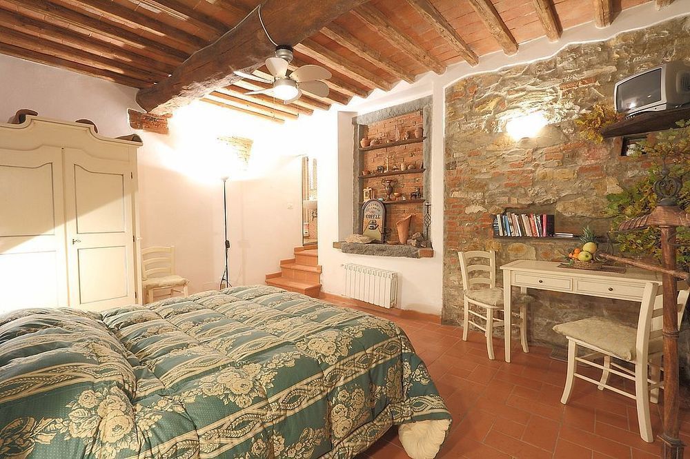 Armonie Del Chianti Bed & Breakfast L'Ugolino Bagian luar foto