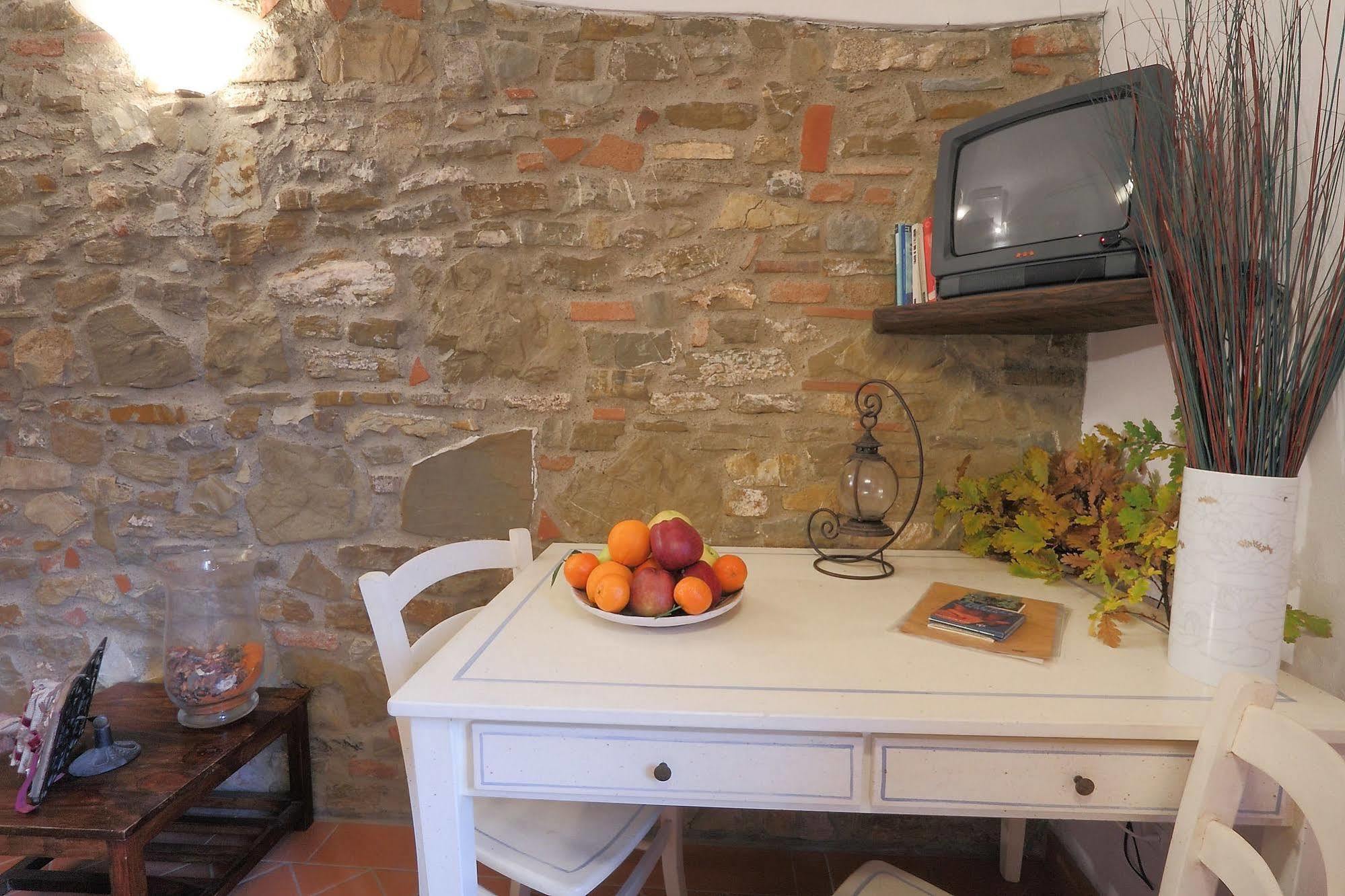 Armonie Del Chianti Bed & Breakfast L'Ugolino Bagian luar foto