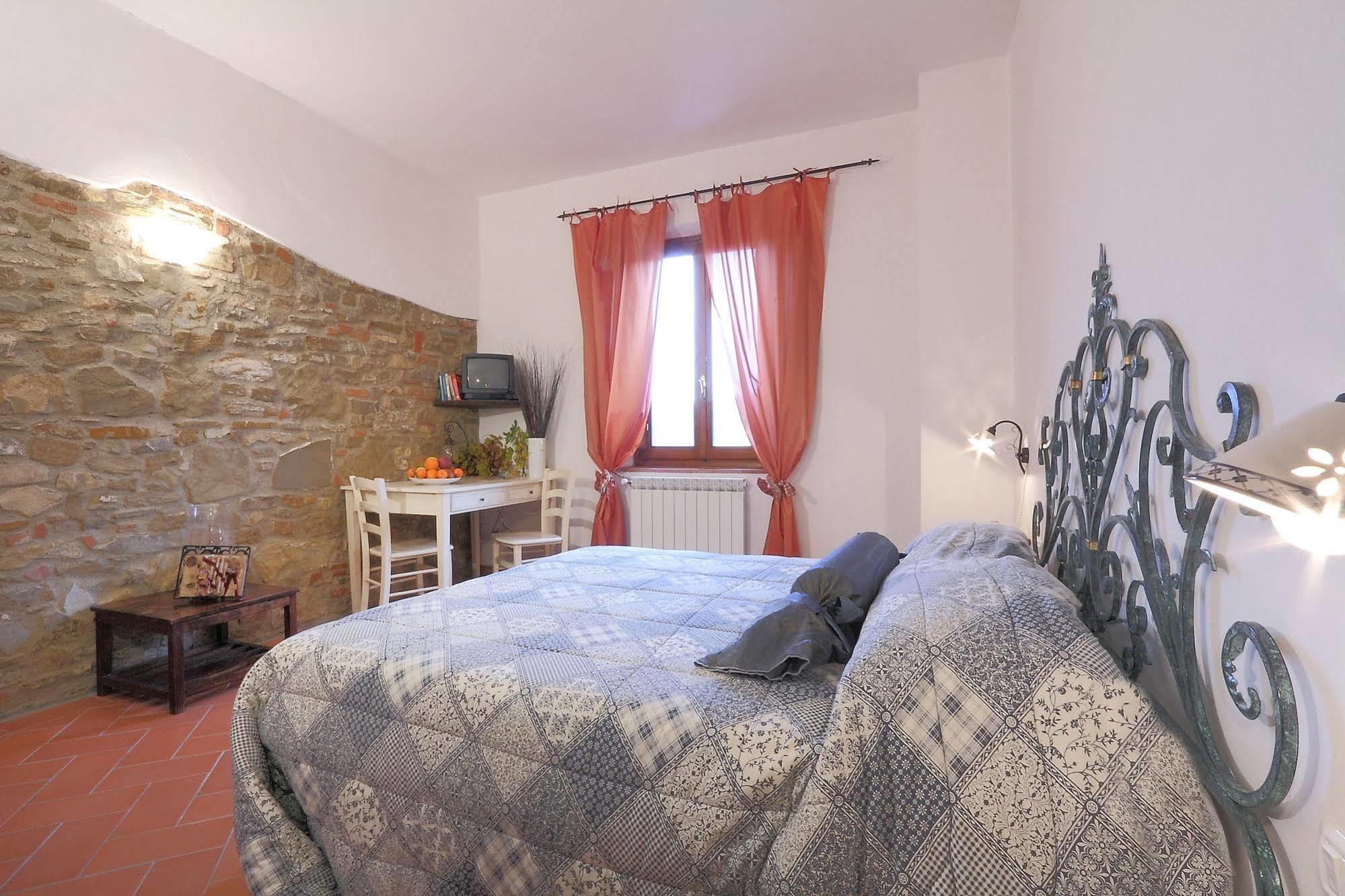 Armonie Del Chianti Bed & Breakfast L'Ugolino Bagian luar foto