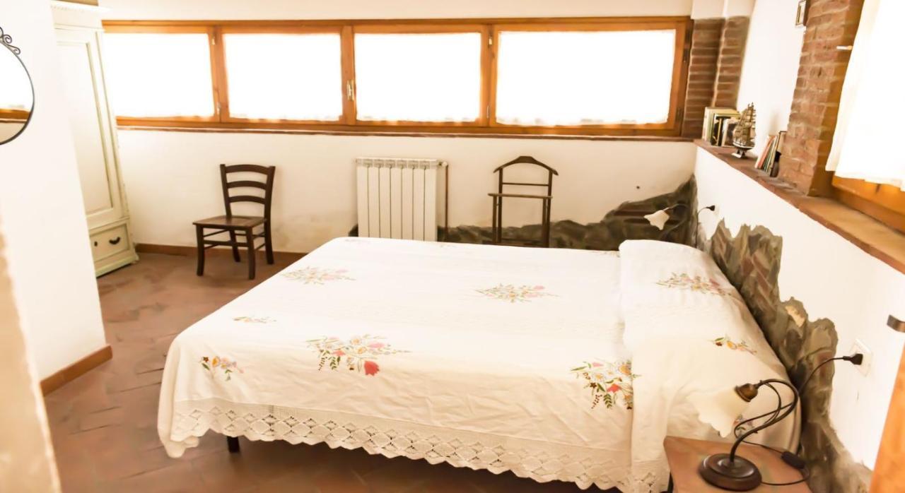 Armonie Del Chianti Bed & Breakfast L'Ugolino Bagian luar foto